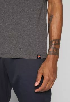Ellesse PIAVE - T-shirt Imprimé - Dark Grey Marl -Ellesse Elegant Boutique a78d25293b394b2d905dbbbadbac8353