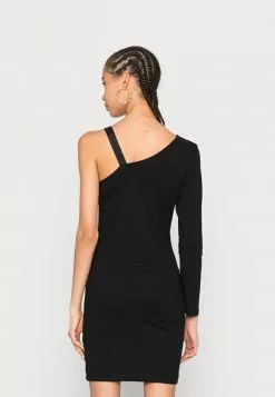 Ellesse SEV DRESS - Robe En Jersey - Black -Ellesse Elegant Boutique aa13038e00ca404fb7ee7227819b51b9