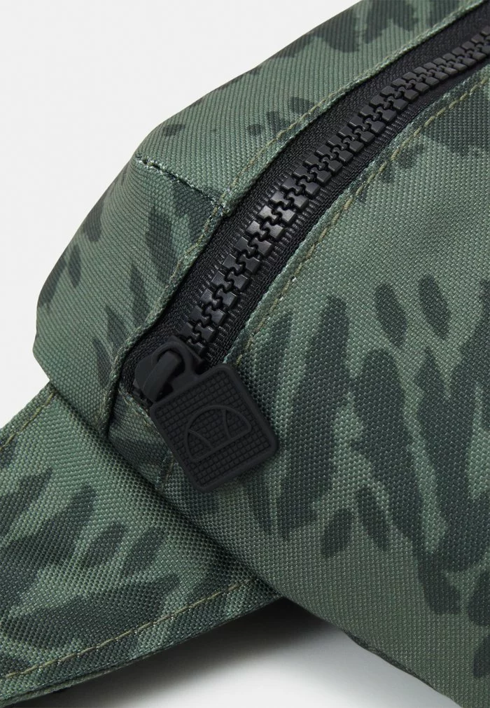 Ellesse ROSCA TIE DYE CROSS BODY BAG - Sac Banane - Dark Green 5 Ellesse ROSCA TIE DYE CROSS BODY BAG - Sac Banane - Dark Green – Image 5