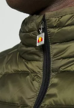 Ellesse BARDY - Veste Sans Manches - Khaki -Ellesse Elegant Boutique b62f2779613a4271838b53df46a6ea60