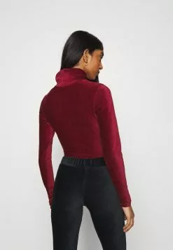 Ellesse LOISA - T-shirt à Manches Longues - Burgundy -Ellesse Elegant Boutique b66cd20fcee24549a9f1b44e69f44675