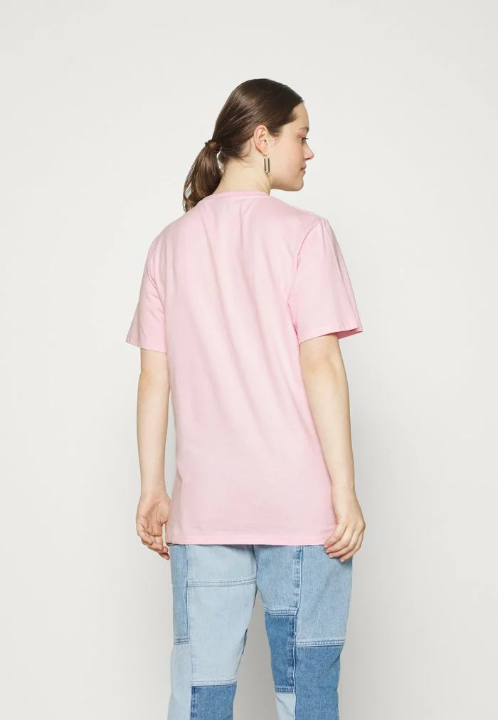 Ellesse TARDI TEE - T-shirt Imprimé - Light Pink 4 Ellesse TARDI TEE - T-shirt Imprimé - Light Pink – Image 4