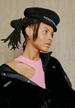 Ellesse NOELLA PADDED JACKET - Veste D'hiver - Black Smu 12 Ellesse NOELLA PADDED JACKET - Veste D'hiver - Black Smu -Ellesse Elegant Boutique c601506c007a48849e8f84cd581142b2