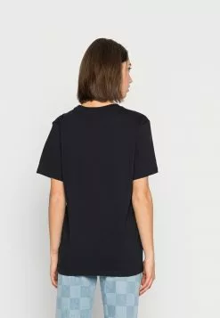 Ellesse STATION - T-shirt Imprimé - Black -Ellesse Elegant Boutique cf6a0a91fea345549ed50a8018ea0986