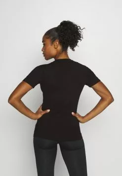 Ellesse DELLE - T-shirt Imprimé - Black -Ellesse Elegant Boutique d00a7143af1a49618d55ae0a07c1119a