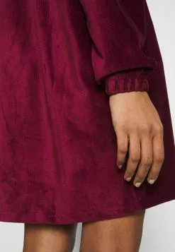 Ellesse BINKS - Robe De Jour - Burgundy -Ellesse Elegant Boutique d02fe80fa688426e83e9abe4e87bfc04