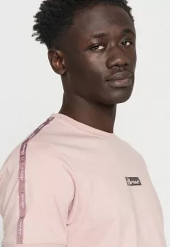 Ellesse OMINI - T-shirt Imprimé - Light Pink -Ellesse Elegant Boutique d7d03b2d9df549659f14d63ad5310229