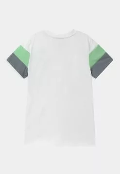 Ellesse JONARO - T-shirt Imprimé - White -Ellesse Elegant Boutique d9a741ff8a844324a415ebb4afaeb007