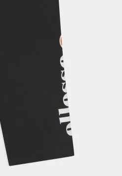 Ellesse SUZINA - Short - Black -Ellesse Elegant Boutique e1ae7956e96b458aba02fadca641d510