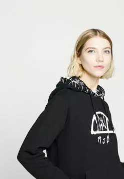 Ellesse ARQUES - Sweatshirt - Black/anthracite -Ellesse Elegant Boutique e65cdc78777949d7bb5804ef51d07fa4