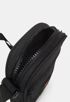 Ellesse SELENA SMALL ITEM BAG UNISEX - Sac Bandoulière - Black -Ellesse Elegant Boutique e7e86cff85c44fcbb73827fe182a7130