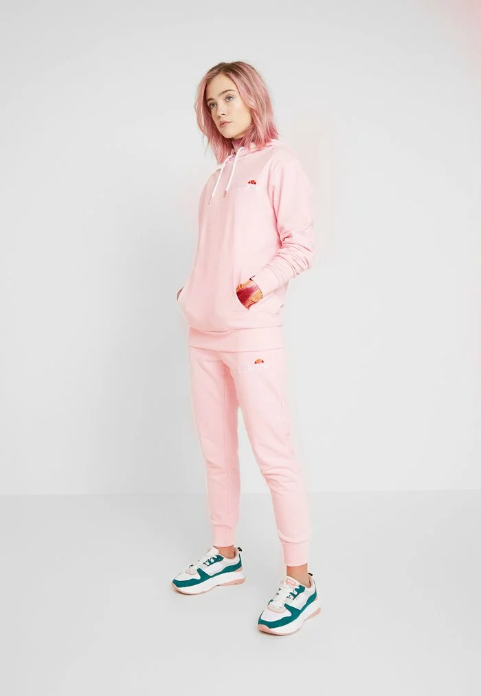 Ellesse FRIVOLA - Pantalon De Survêtement - Light Pink 2 Ellesse FRIVOLA - Pantalon De Survêtement - Light Pink – Image 2