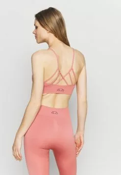 Ellesse ELIANA - Brassières De Sport à Maintien Léger - Dark Pink -Ellesse Elegant Boutique ee10f43c26d0476c83e3b7cd56a48f87