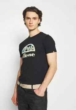 Ellesse HEBBER - T-shirt Imprimé - Black -Ellesse Elegant Boutique ef04b2df92cf4de486fca15d07943ca4