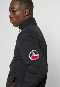 Ellesse PADDED JACKET - Veste D'hiver - Black -Ellesse Elegant Boutique f01305dc3d904ff4ba2e1a1d4310fbb7