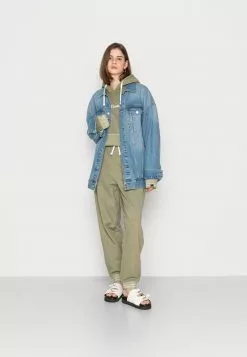 Ellesse AGAPANTHUS HOODY - Sweatshirt - Green 6 Ellesse AGAPANTHUS HOODY - Sweatshirt - Green -Ellesse Elegant Boutique f140aabddafd497b9ed0eca1baf563ba