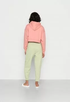 Ellesse YEIN JOG PANT - Pantalon De Survêtement - Light Green -Ellesse Elegant Boutique f1ae31bd8fbb4d7ab2b70e05c7c07d72