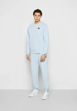 Ellesse BRADI - Sweatshirt - Light Blue -Ellesse Elegant Boutique f345d3cb83974049a8a6e93682cc8063