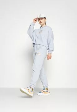 Ellesse DOPO OH HOODY - Sweatshirt - Light Blue -Ellesse Elegant Boutique f46d61c798c243c6bc24bd554064d281