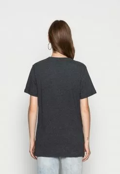 Ellesse ALBANY - T-shirt Imprimé - Dark Grey Marl -Ellesse Elegant Boutique f4988ec6b626483aaf1b7450604bf2ea