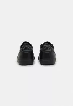 Ellesse VENO - Baskets Basses - Black -Ellesse Elegant Boutique f88ad3b1421a4eba84fe1ab542253e76