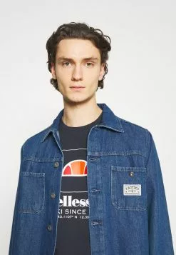 Ellesse COLO - T-shirt Imprimé - Navy -Ellesse Elegant Boutique fa1ca20c7e334b34875b79de5f68b573