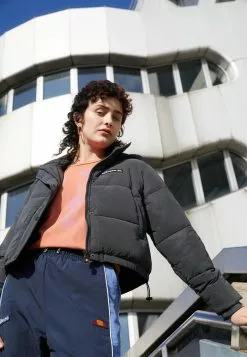 Ellesse MONOLIS REFLECTIVE - Veste D'hiver - Black -Ellesse Elegant Boutique fc22d311a2f34961b6f778fee670516f