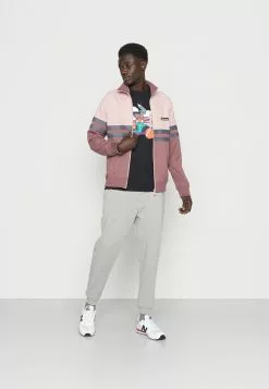 Ellesse MATTEI - T-shirt Imprimé - Black -Ellesse Elegant Boutique fde560d8542145899f1bd49026136c1f