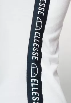 Ellesse TROPH DRESS - Robe En Jersey - White -Ellesse Elegant Boutique ff1b871fc5694ab6aecfedb7adf78174